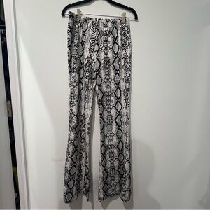 Snakeskin Print Women's Flare Leggings